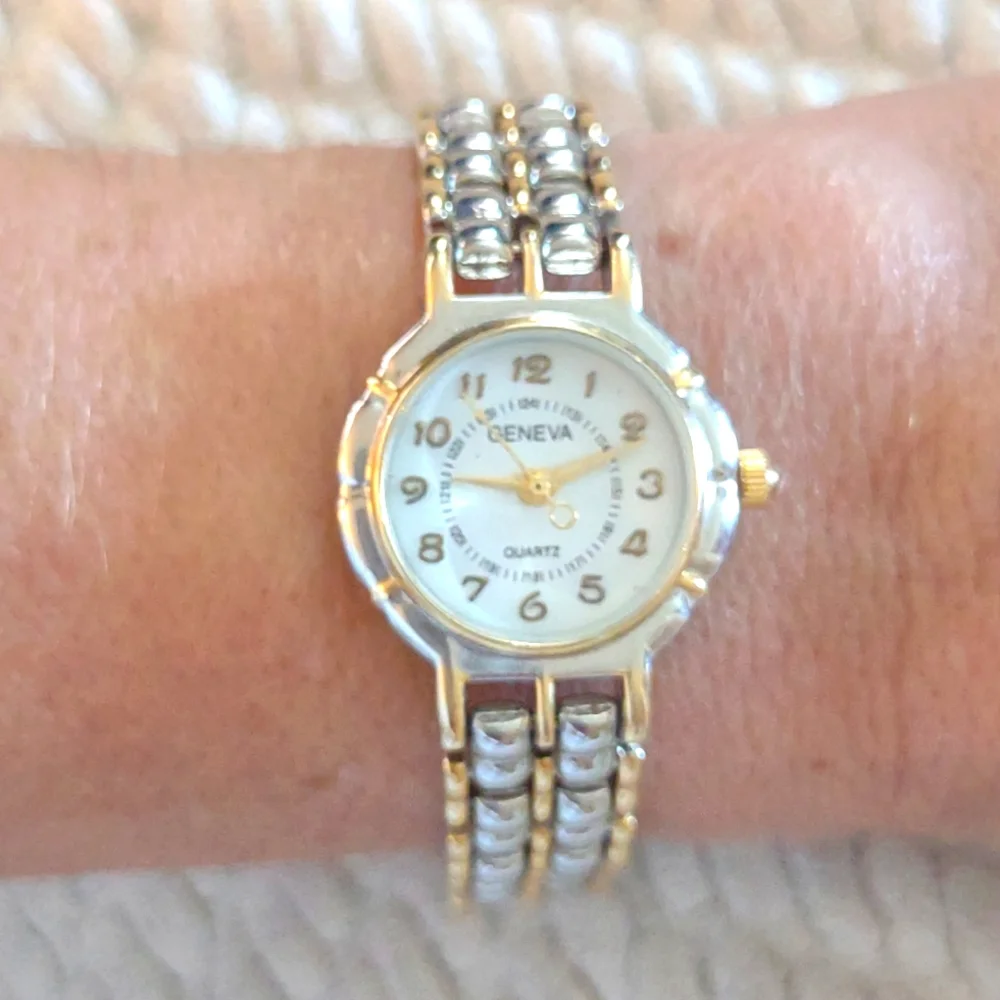 Vintage Geneva Gold & Silver Colored Watch - Picture 2 of 5